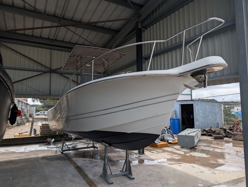 vente-bateau-bonifacio-whiteshark-250cv4